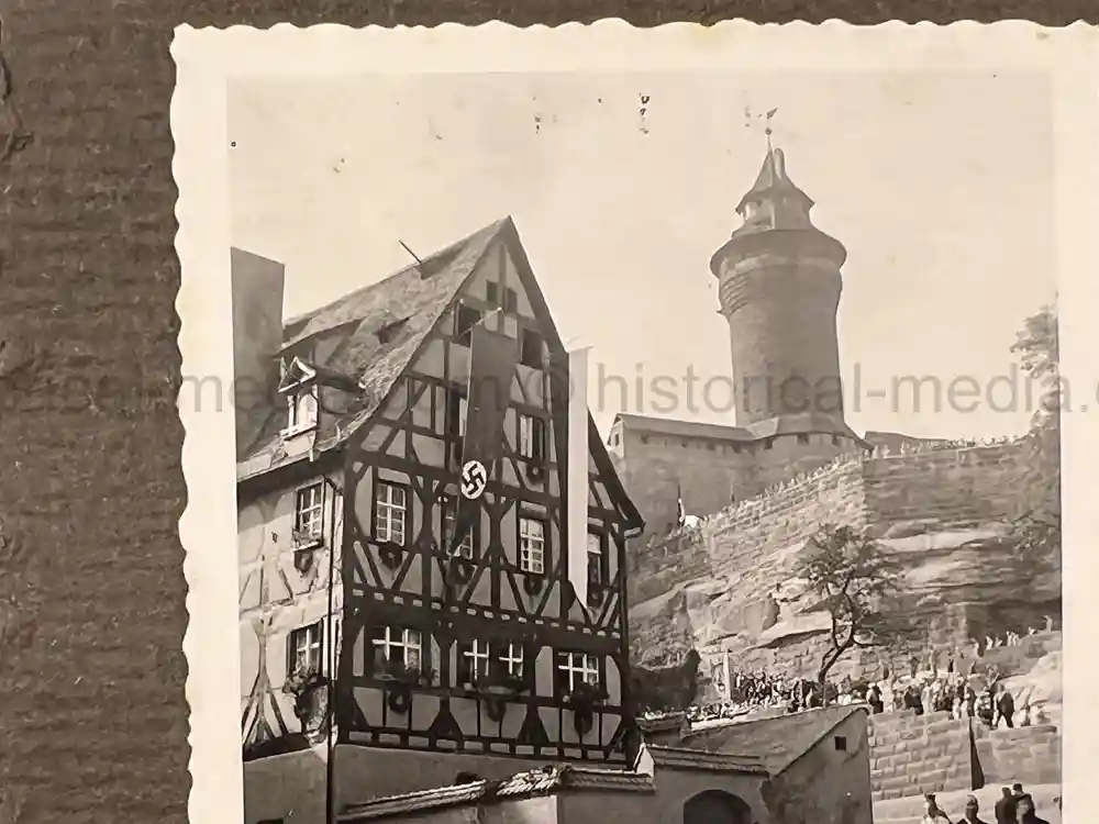 GEBIRGSJÄGER & NÜRNBERG RALLY PHOTO ALBUM - HITLER PHOTOS