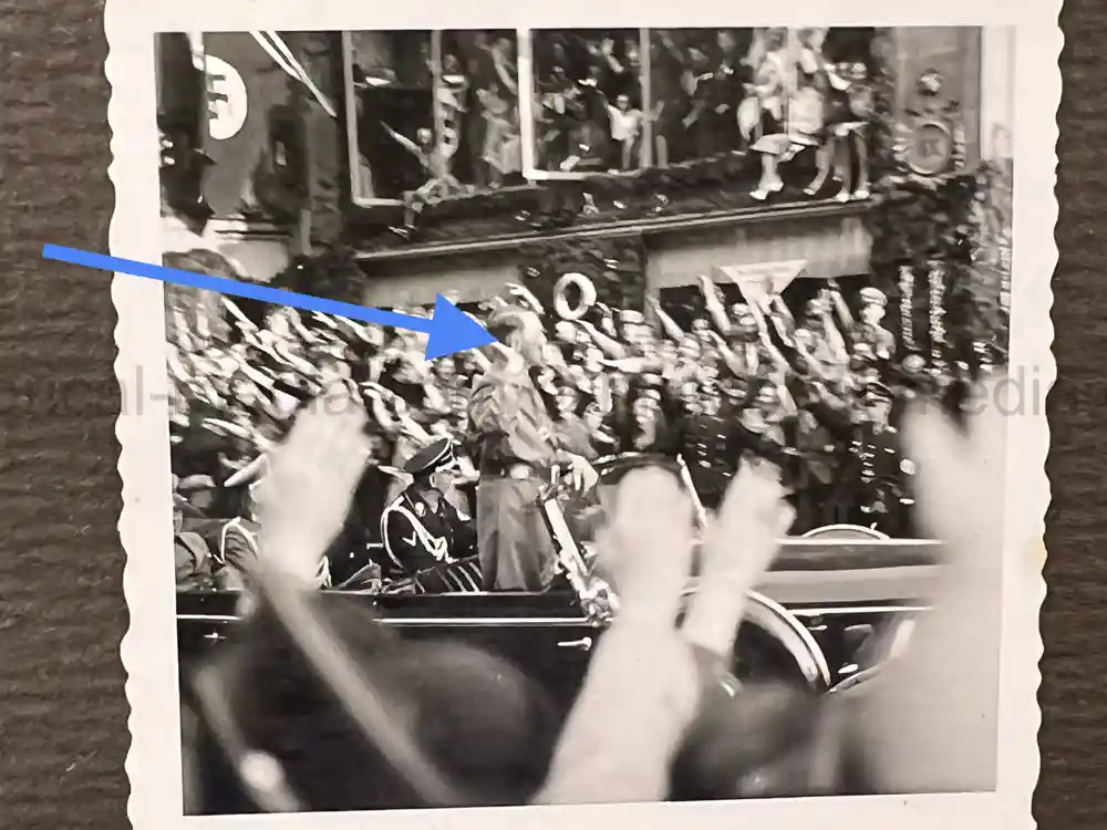 GEBIRGSJÄGER & NÜRNBERG RALLY PHOTO ALBUM - HITLER PHOTOS