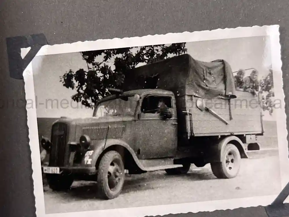 WAFFEN-SS PHOTO ALBUM - POST-WAR IMAGES WAFFEN-SS PHOTO ALBUM - POST-WAR IMAGES