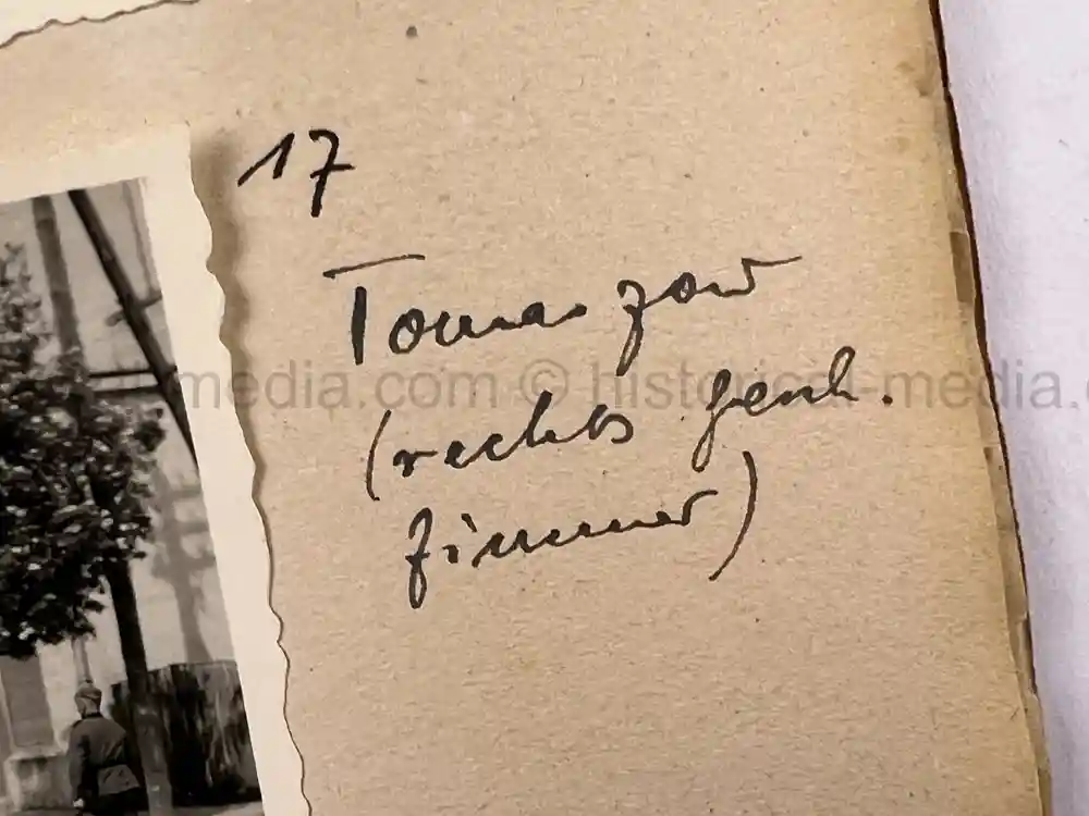 GERMAN WWII ARMY PHOTOGRAPHER'S SAMPLE ALBUM GROUPING - PANZERJÄGER-ABTEILUNG 24 - POLAND, RUSSIA, KRIM GERMAN WWII ARMY PHOTOGRAPHER'S SAMPLE ALBUM GROUPING - PANZERJÄGER-ABTEILUNG 24 - POLAND, RUSSIA, KRIM