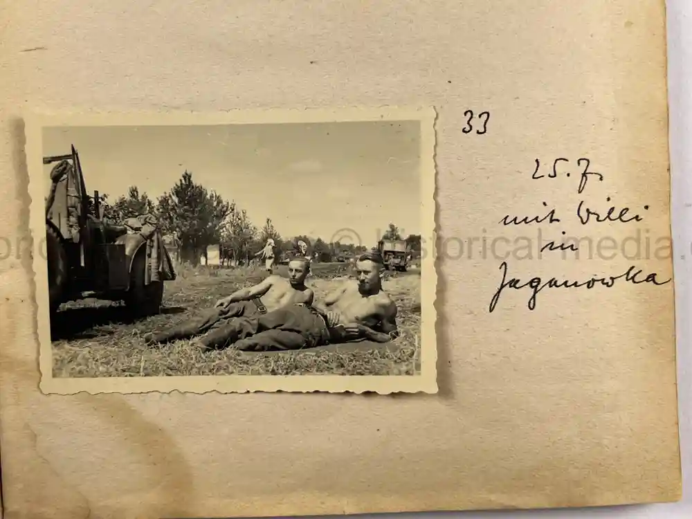 GERMAN WWII ARMY PHOTOGRAPHER'S SAMPLE ALBUM GROUPING - PANZERJÄGER-ABTEILUNG 24 - POLAND, RUSSIA, KRIM GERMAN WWII ARMY PHOTOGRAPHER'S SAMPLE ALBUM GROUPING - PANZERJÄGER-ABTEILUNG 24 - POLAND, RUSSIA, KRIM