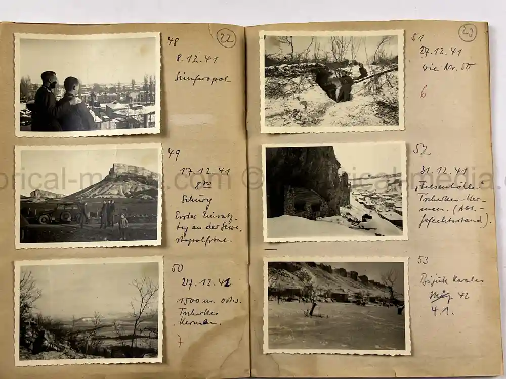 GERMAN WWII ARMY PHOTOGRAPHER'S SAMPLE ALBUM GROUPING - PANZERJÄGER-ABTEILUNG 24 - POLAND, RUSSIA, KRIM GERMAN WWII ARMY PHOTOGRAPHER'S SAMPLE ALBUM GROUPING - PANZERJÄGER-ABTEILUNG 24 - POLAND, RUSSIA, KRIM