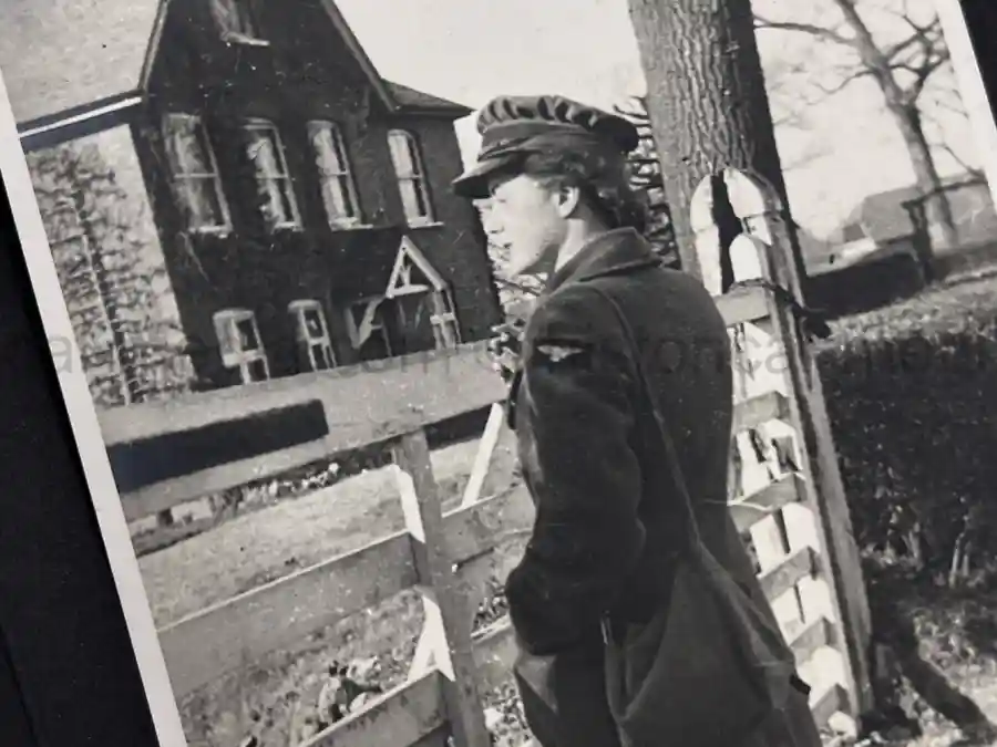 RAF BATTLE OF BRITAIN PHOTO ALBUM - PERSONAL ALBUM OF ROBERT WRIGHT - PERSONAL ASSISTANT TO HUGH DOWDING!