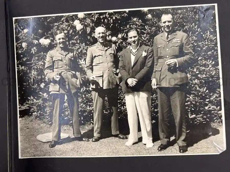 RAF BATTLE OF BRITAIN PHOTO ALBUM - PERSONAL ALBUM OF ROBERT WRIGHT - PERSONAL ASSISTANT TO HUGH DOWDING!