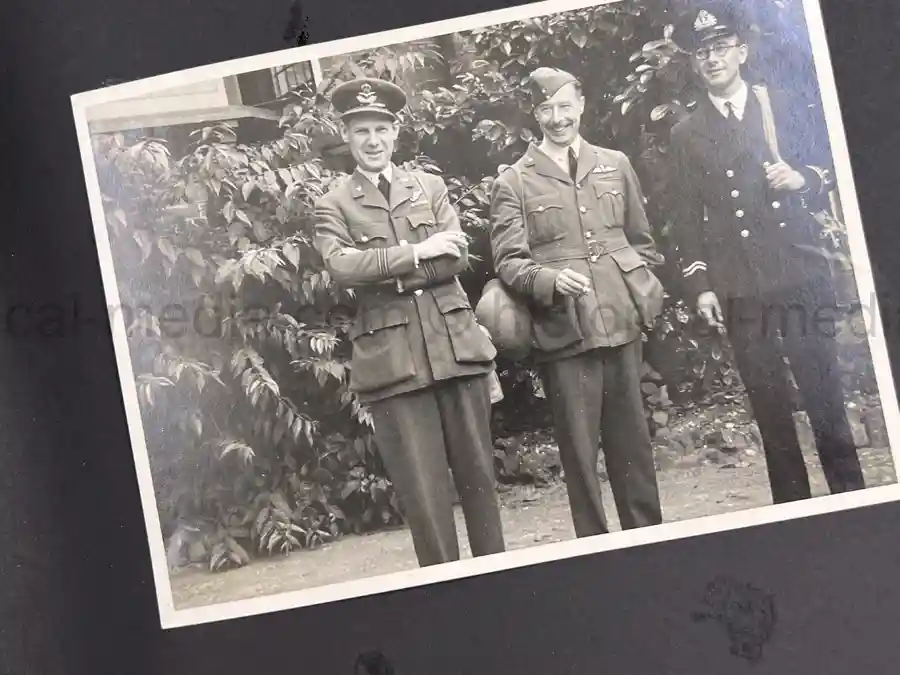 RAF BATTLE OF BRITAIN PHOTO ALBUM - PERSONAL ALBUM OF ROBERT WRIGHT - PERSONAL ASSISTANT TO HUGH DOWDING!