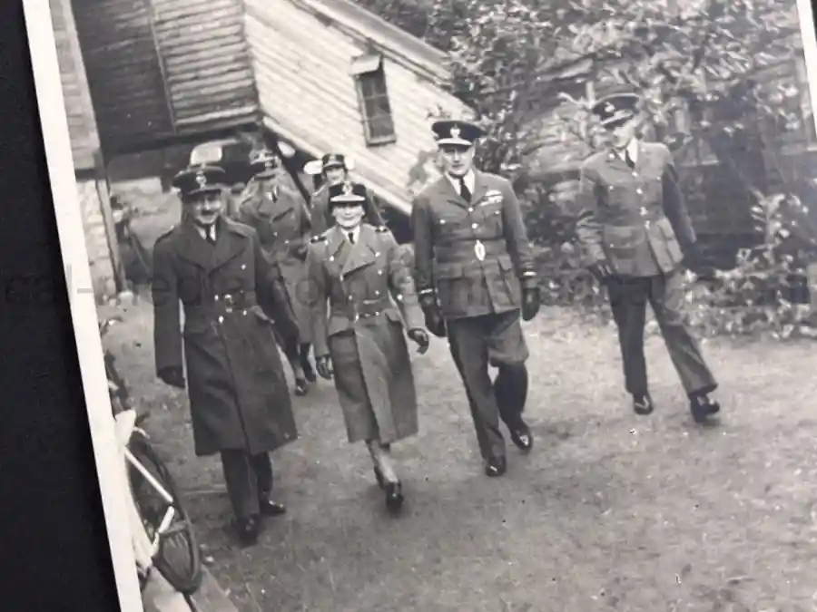 RAF BATTLE OF BRITAIN PHOTO ALBUM - PERSONAL ALBUM OF ROBERT WRIGHT - PERSONAL ASSISTANT TO HUGH DOWDING!