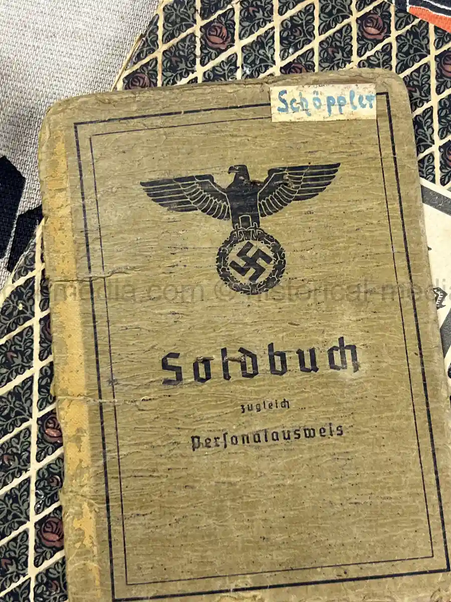 GERMAN WWII AWARD DOCUMENT GROUPING - 17 INF. DIVISION GERMAN WWII AWARD DOCUMENT GROUPING - 17 INF. DIVISION