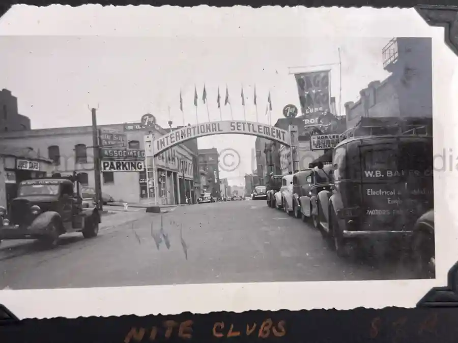 US WWII AIR CORPS PHOTO ALBUM - 31st FIGHTER SQUADRON - MASSIVE!