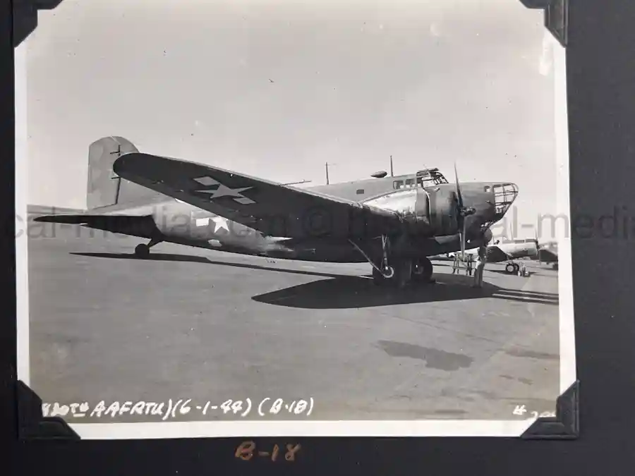 US WWII AIR CORPS PHOTO ALBUM - 31st FIGHTER SQUADRON - MASSIVE!