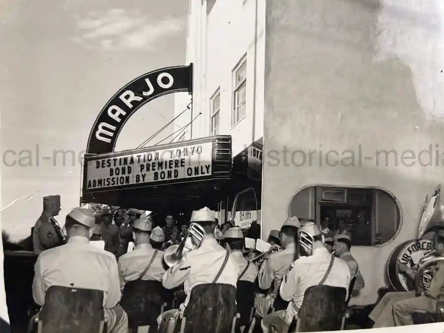 US WWII AIR CORPS PHOTO ALBUM - 31st FIGHTER SQUADRON - MASSIVE!