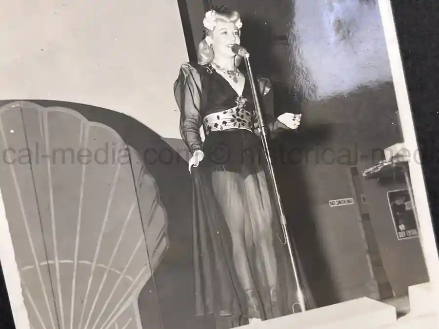 US WWII AIR CORPS PHOTO ALBUM - 31st FIGHTER SQUADRON - MASSIVE!