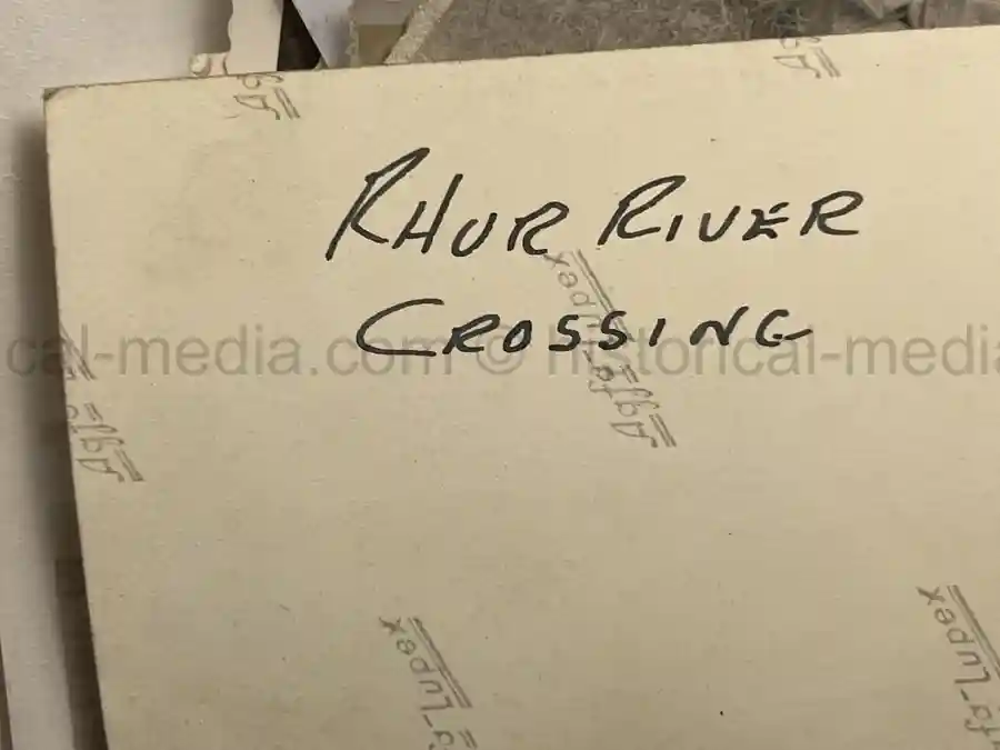 US WWII ARMORED PHOTO & INSIGNIA GROUPING - 8TH ARMORED DIVISION US WWII ARMORED PHOTO & INSIGNIA GROUPING - 8TH ARMORED DIVISION