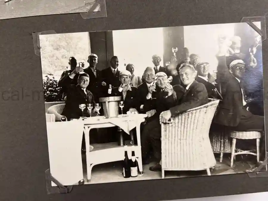 2x GERMAN THIRD REICH ERA PHOTO ALBUM GROUPING - JULIUS KAYSER & CO. 2x GERMAN THIRD REICH ERA PHOTO ALBUM GROUPING - JULIUS KAYSER & CO.