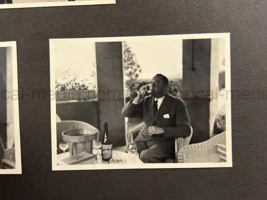 2x GERMAN THIRD REICH ERA PHOTO ALBUM GROUPING - JULIUS KAYSER & CO. 2x GERMAN THIRD REICH ERA PHOTO ALBUM GROUPING - JULIUS KAYSER & CO.