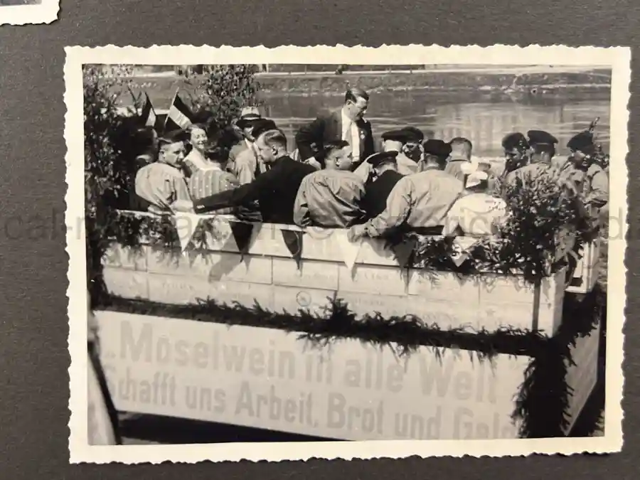 2x GERMAN THIRD REICH ERA PHOTO ALBUM GROUPING - JULIUS KAYSER & CO. 2x GERMAN THIRD REICH ERA PHOTO ALBUM GROUPING - JULIUS KAYSER & CO.