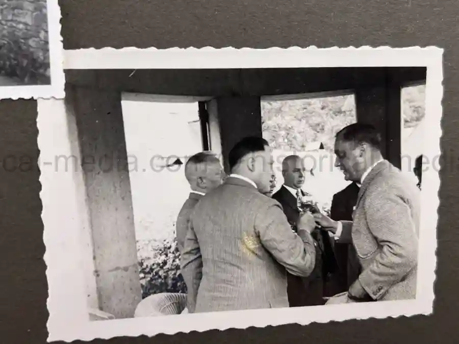 2x GERMAN THIRD REICH ERA PHOTO ALBUM GROUPING - JULIUS KAYSER & CO. 2x GERMAN THIRD REICH ERA PHOTO ALBUM GROUPING - JULIUS KAYSER & CO.