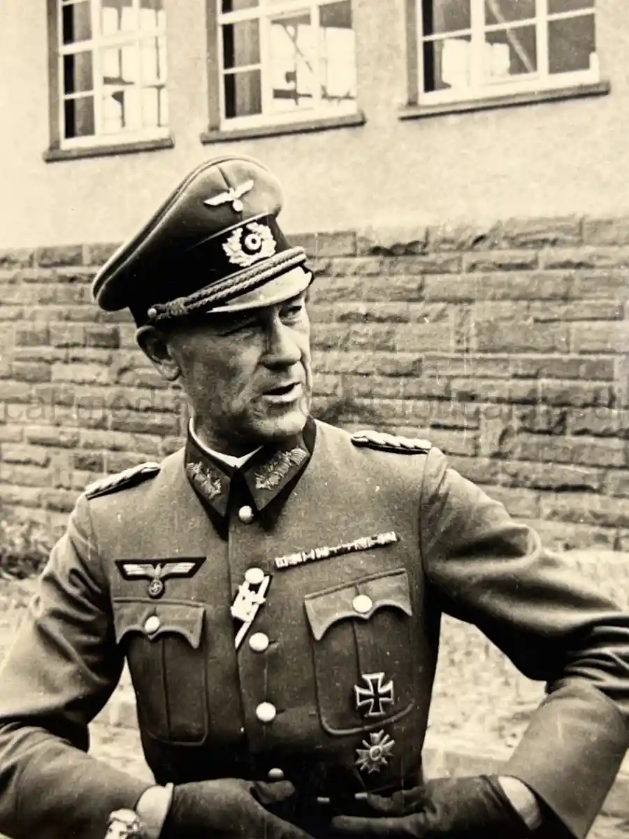 2x GERMAN THIRD REICH ERA PHOTO ALBUM GROUPING - JULIUS KAYSER & CO. 2x GERMAN THIRD REICH ERA PHOTO ALBUM GROUPING - JULIUS KAYSER & CO.