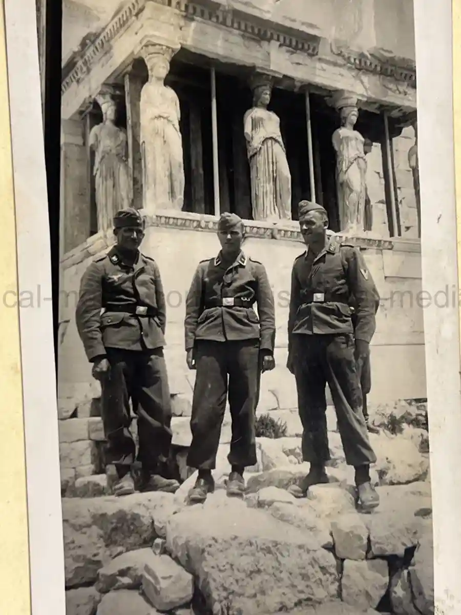 LUFTWAFFE PHOTO ALBUM - DAK LUFTWAFFE M41 CAP LUFTWAFFE PHOTO ALBUM - DAK LUFTWAFFE M41 CAP