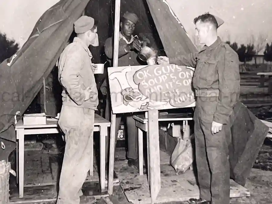 US WWII 5th ARMY PHOTO GROUPING SHOWING GENERAL MARK CLARK