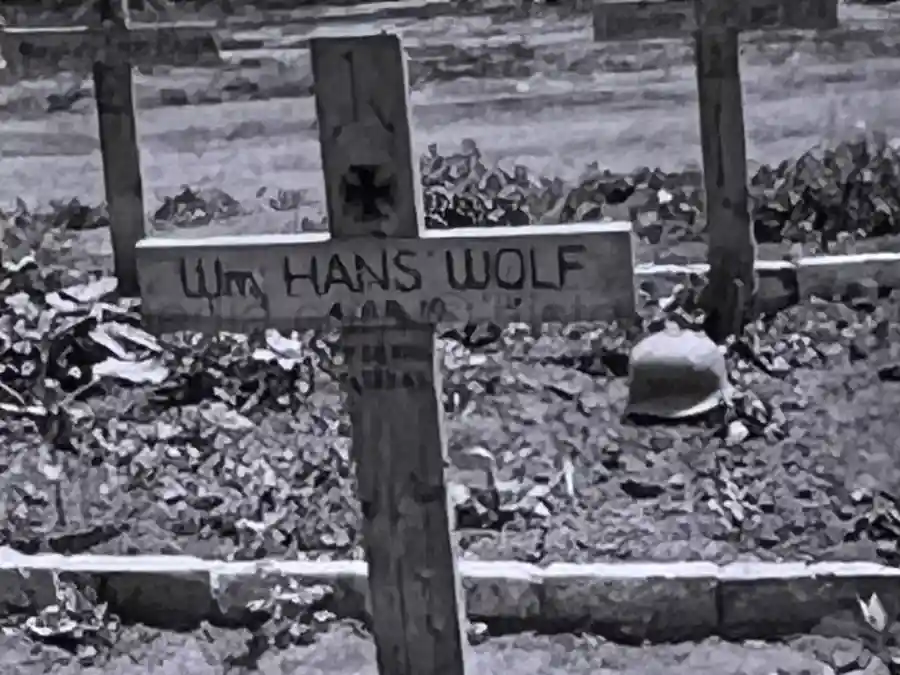 GERMAN WWII ARMY PHOTOGRAPHER'S SAMPLE ALBUM - RUSSIA CAMPAIGN - ART. RGT. 60/65 - KUBAN GERMAN WWII ARMY PHOTOGRAPHER'S SAMPLE ALBUM - RUSSIA CAMPAIGN - ART. RGT. 60/65 - KUBAN