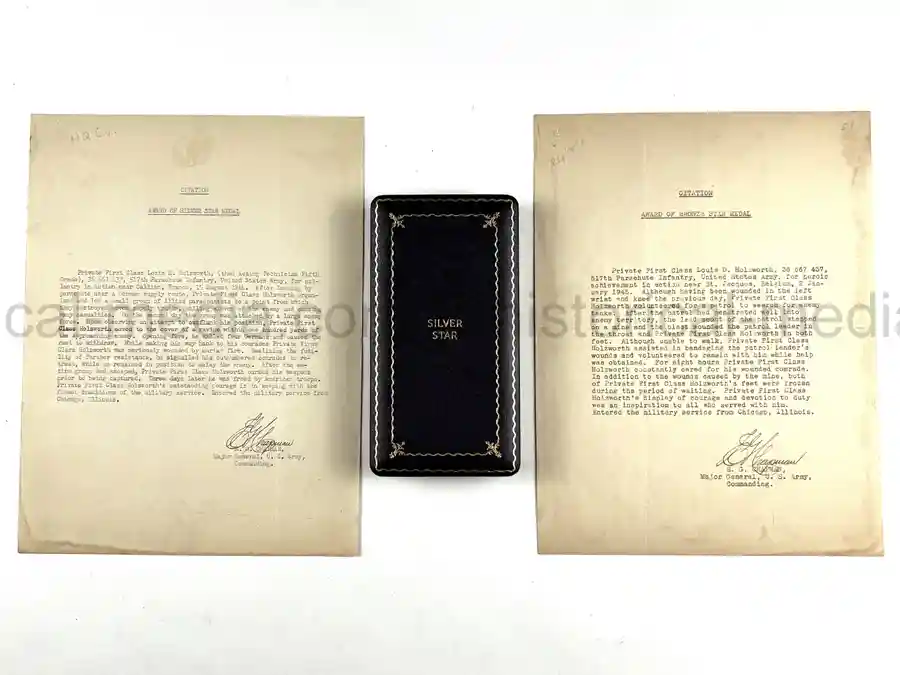 US WWII SILVER STAR MEDAL & CITATION GROUPING - 517th PARACHUTE INFANTRY REGIMENT - OPERATION DRAGOON - POW US WWII SILVER STAR MEDAL & CITATION GROUPING - 517th PARACHUTE INFANTRY REGIMENT - OPERATION DRAGOON - POW