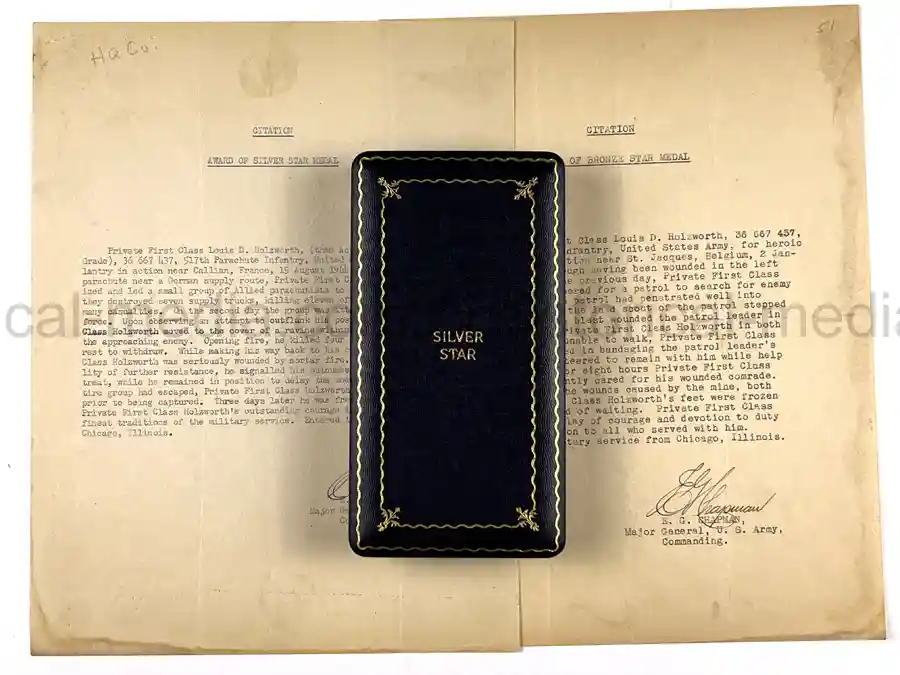 US WWII SILVER STAR MEDAL & CITATION GROUPING - 517th PARACHUTE INFANTRY REGIMENT - OPERATION DRAGOON - POW US WWII SILVER STAR MEDAL & CITATION GROUPING - 517th PARACHUTE INFANTRY REGIMENT - OPERATION DRAGOON - POW