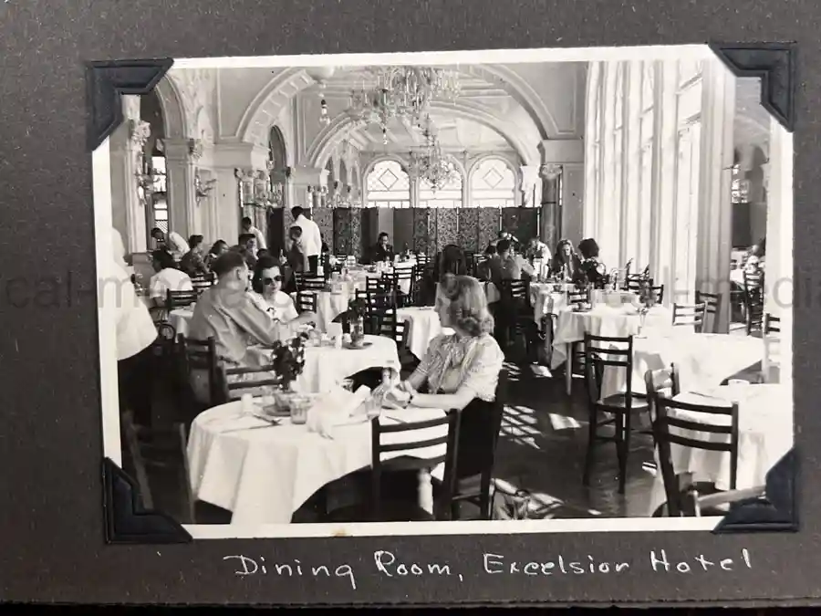  WWII PHOTO ALBUM GROUPING WITH SIGNED MACARTHUR & EISENHOWER FRAMED PHOTOS - 88th BLUE DEVILS