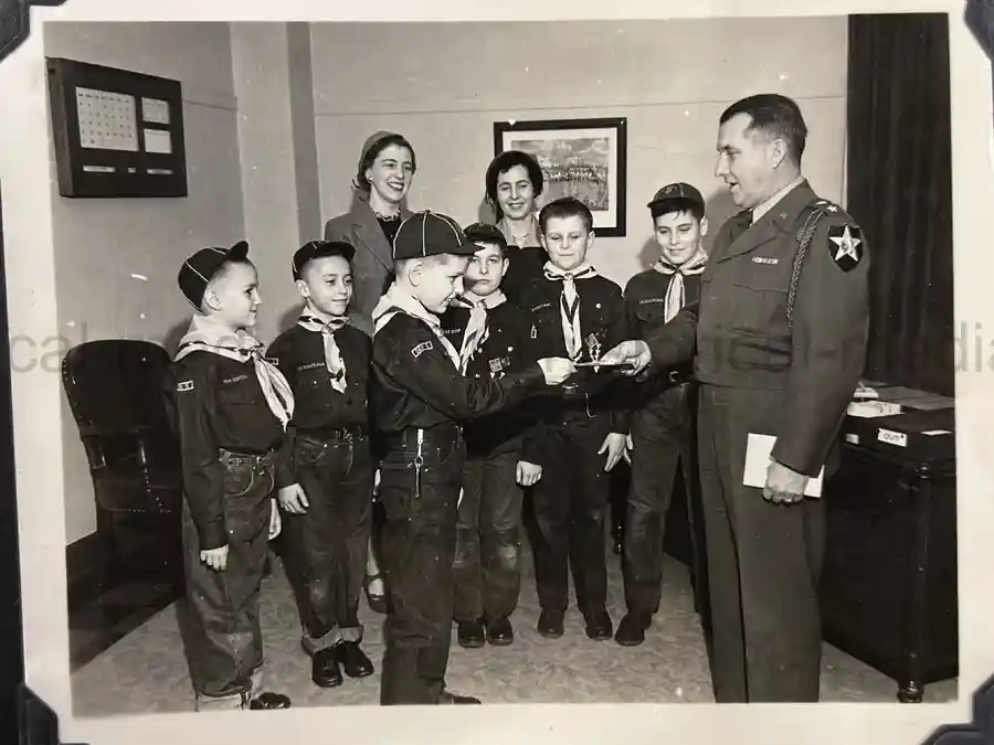  WWII PHOTO ALBUM GROUPING WITH SIGNED MACARTHUR & EISENHOWER FRAMED PHOTOS - 88th BLUE DEVILS