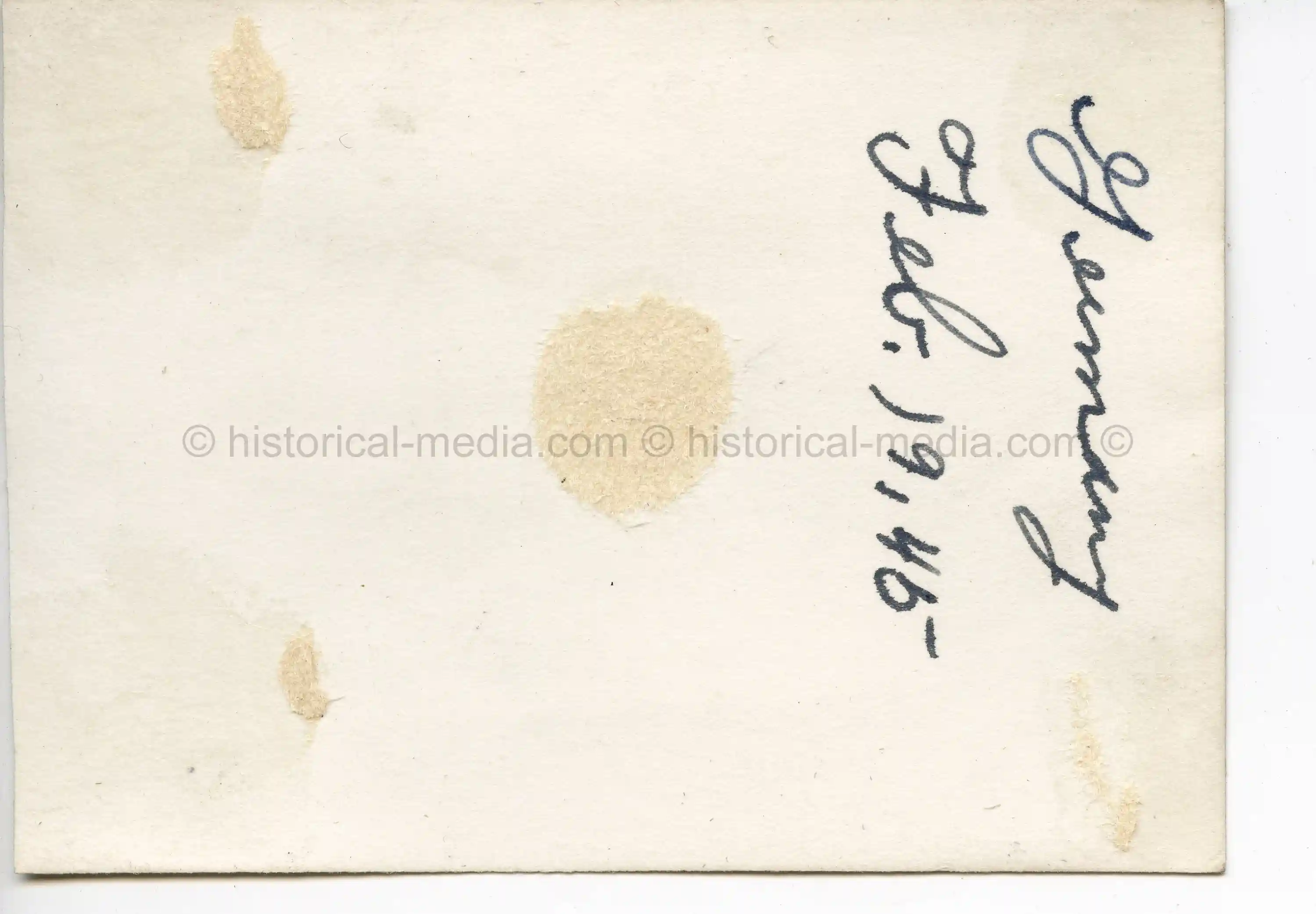 USGI PHOTOS - SOLDIERS POSE W/ CAPTURED GERMAN FLAG - FEB. 1945