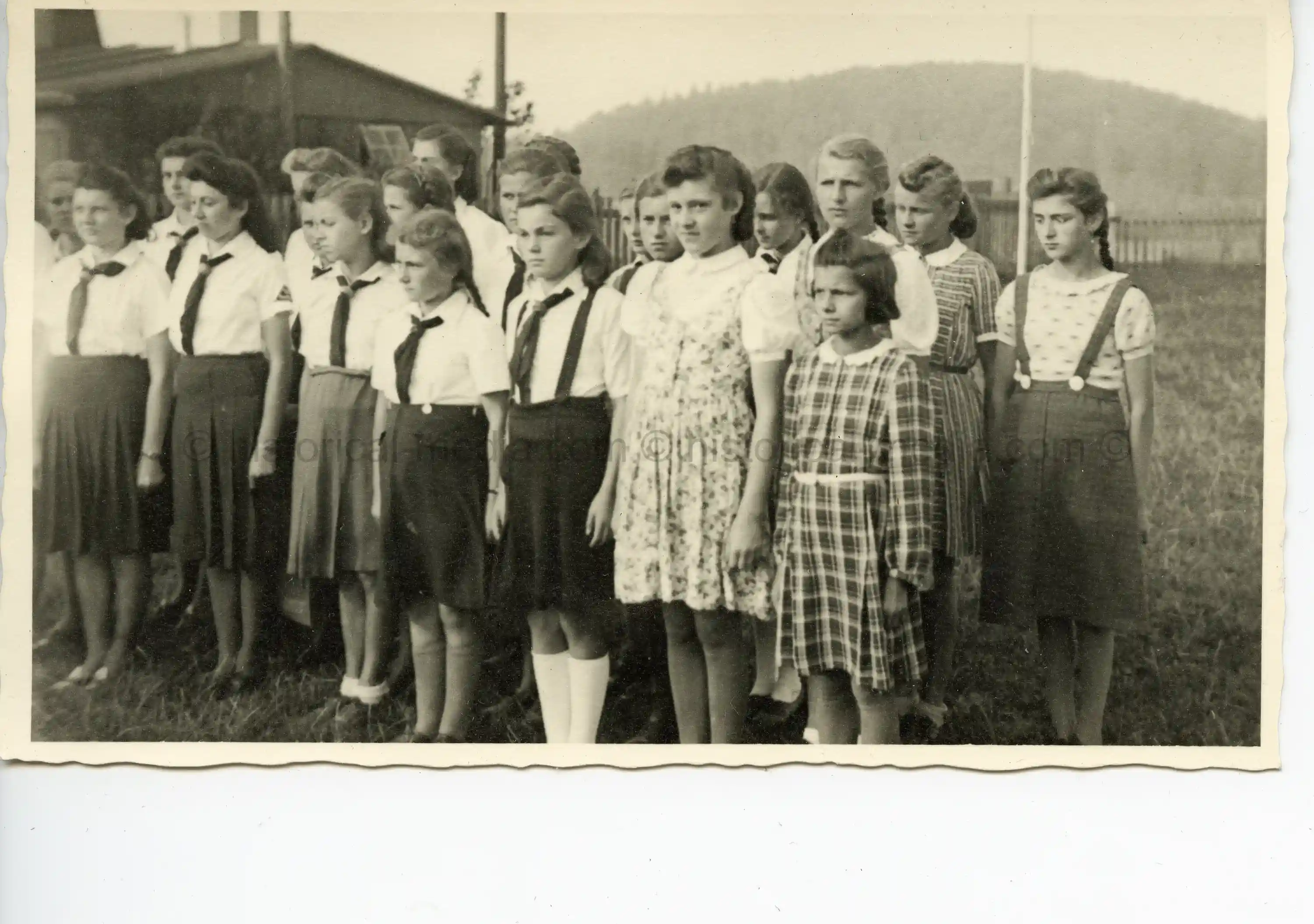 GERMAN PHOTO OF BDM GIRLS IN FORMATION