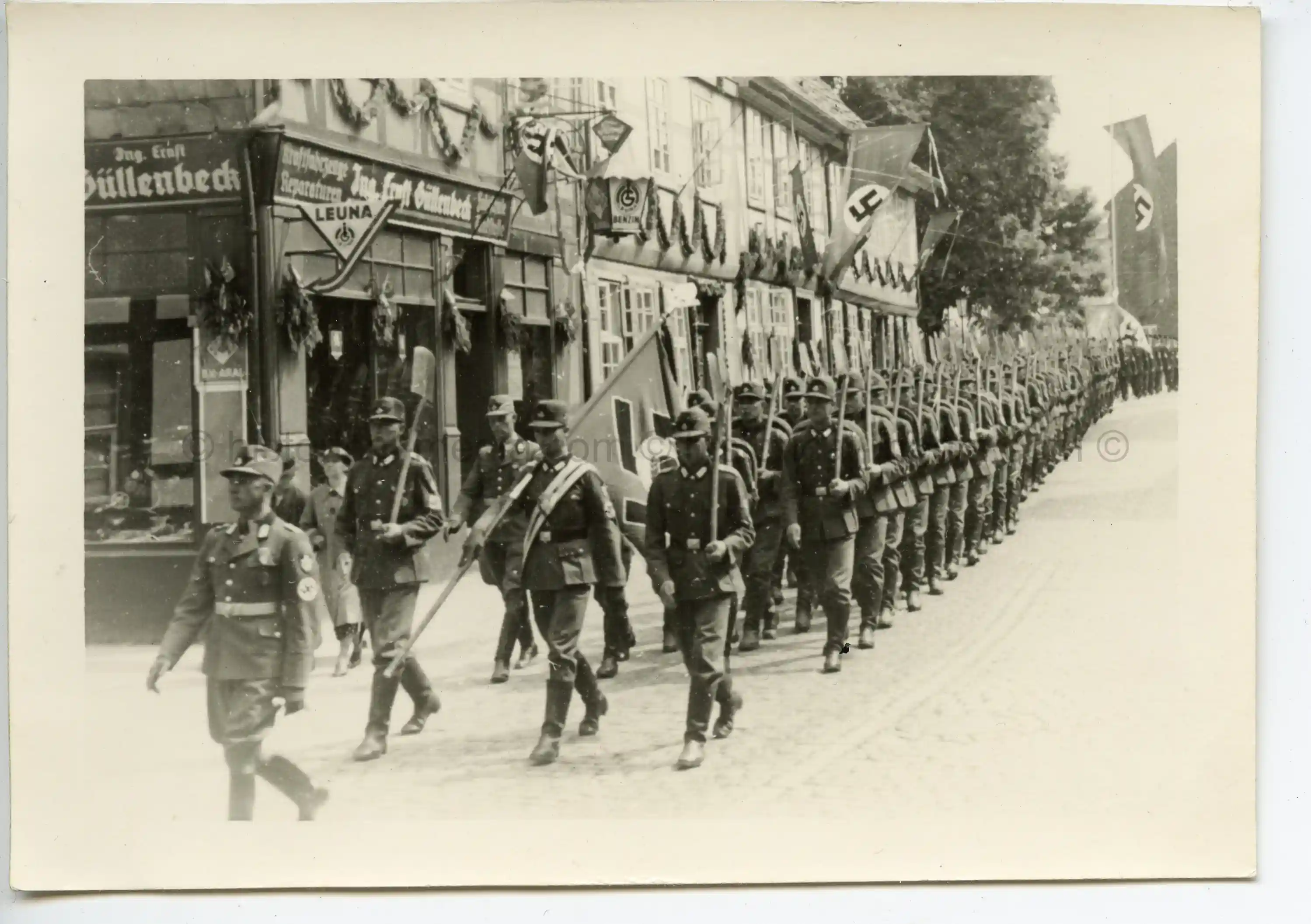 GERMAN PHOTO RAD TROOPS ON MARCH - NICE FLAGS & BANNERS