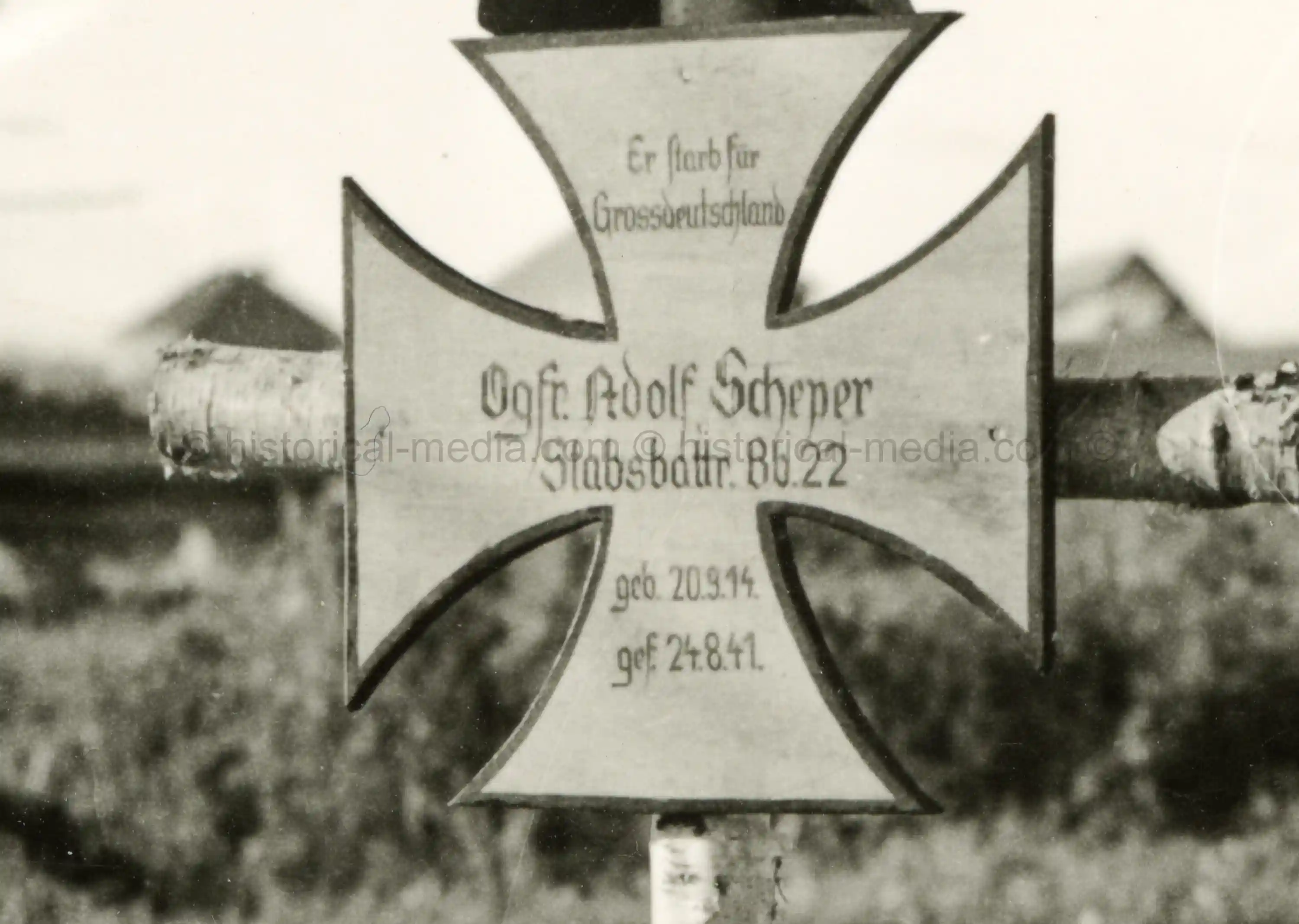 PHOTO OF GERMAN GRAVE IN RUSSIA - STABSBATTR. Bb. 22
