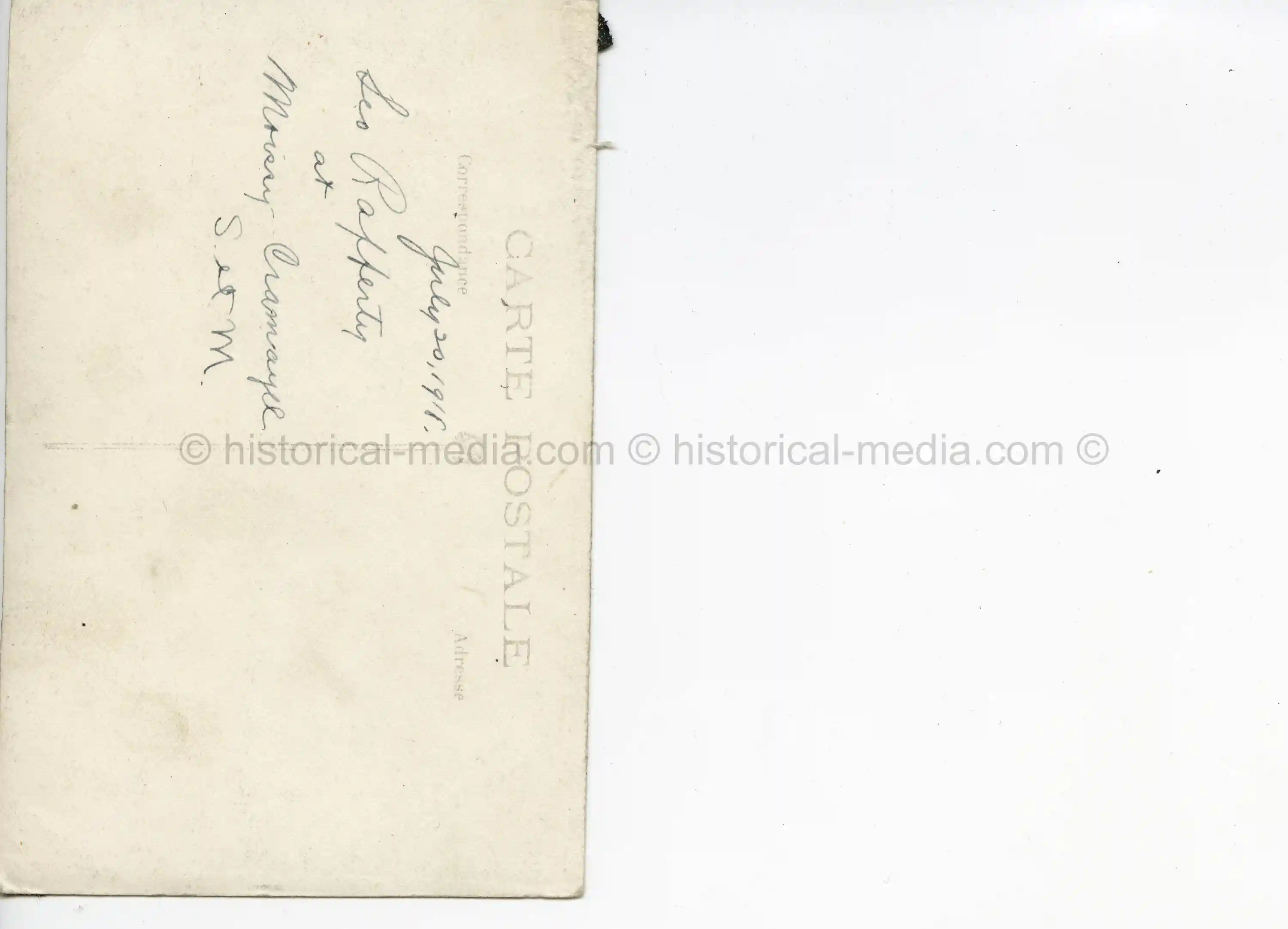 STUDIO PORTRAIT PHOTO OF DOUGHBOY W RIFLE IN FRANCE