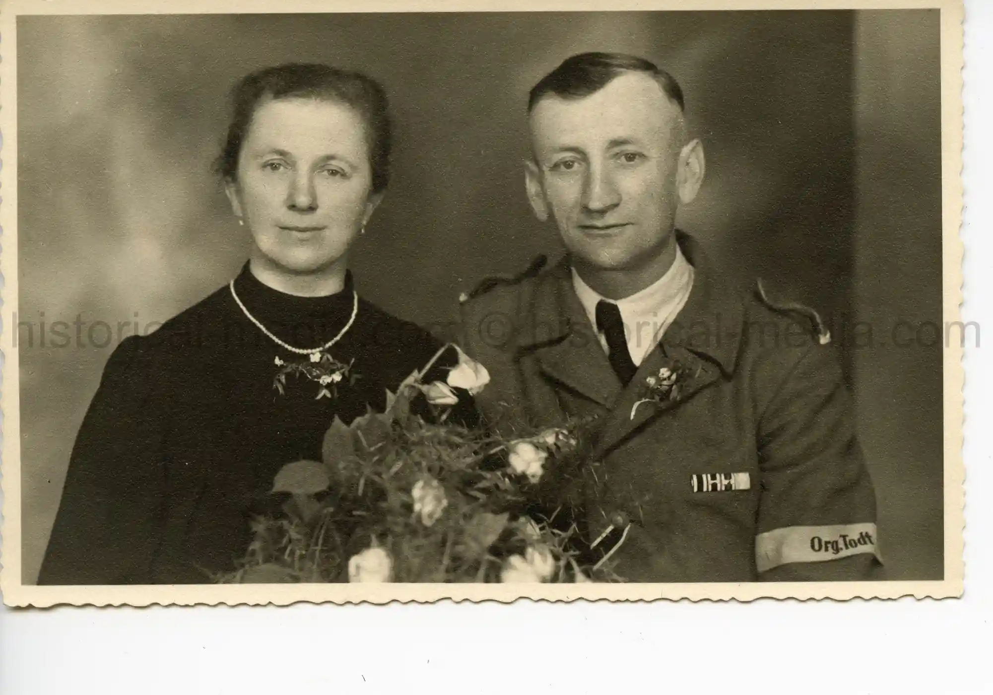 STUDIO PORTRAIT PHOTO ORG TODT MAN + ARMBAND