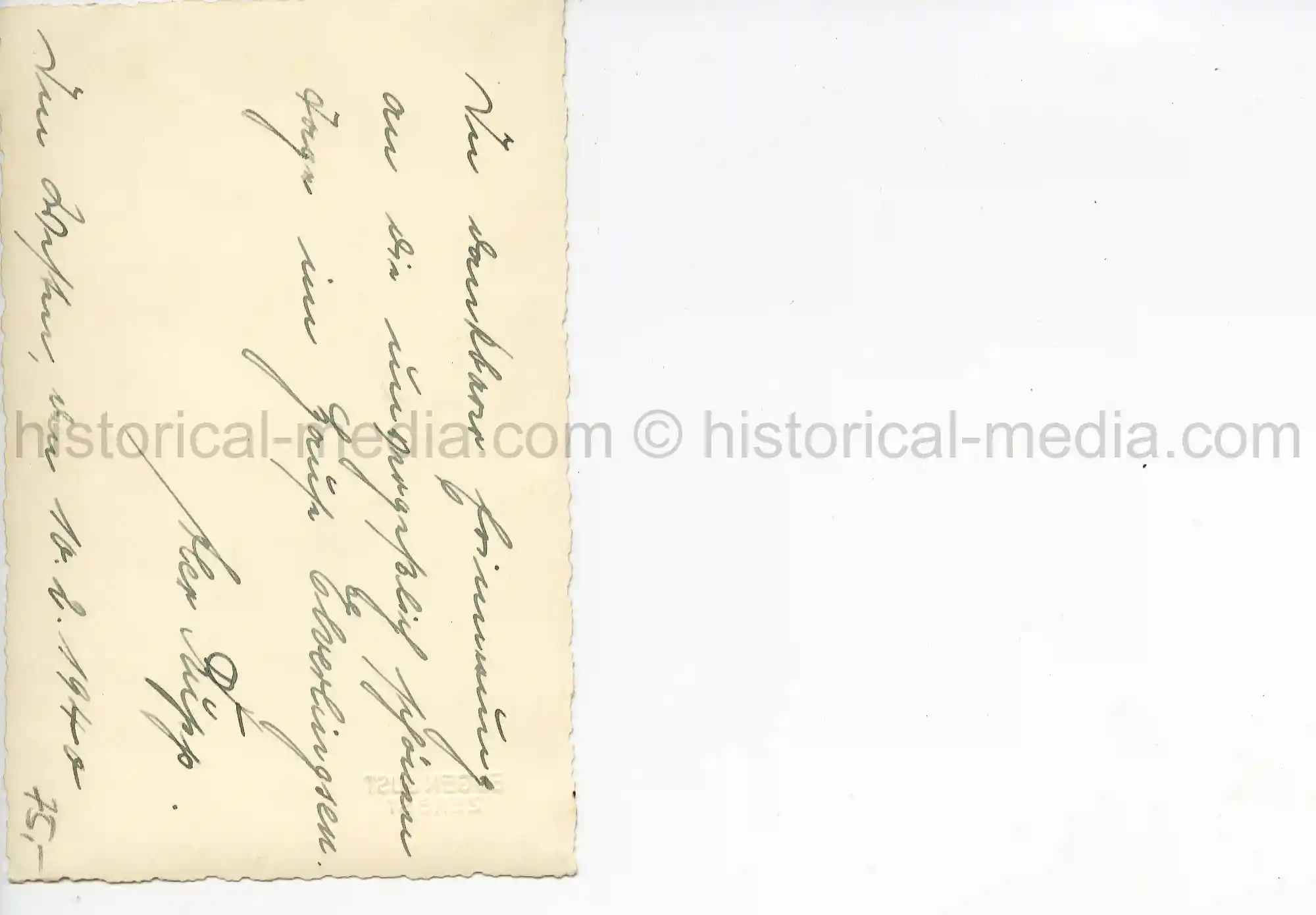 STUDIO PORTRAIT PHOTO - OFFICER WEARING SPANISH CROSS & LEGION CONDOR WOUND BADGE