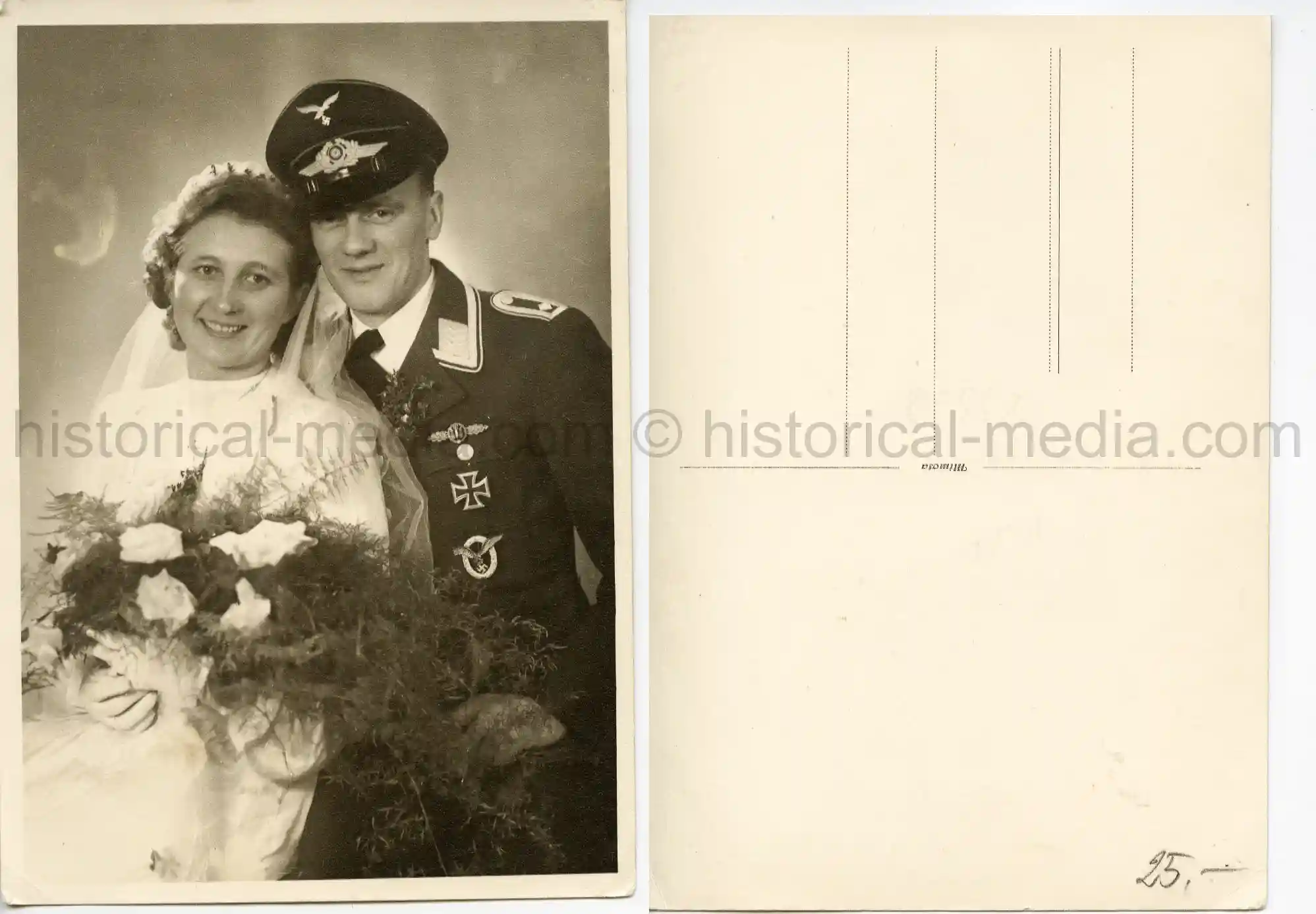 STUDIO PORTRAIT PHOTO - LUFTWAFFE PILOT'S BADGE IN WEAR + EK1, FLIGHT CLASP