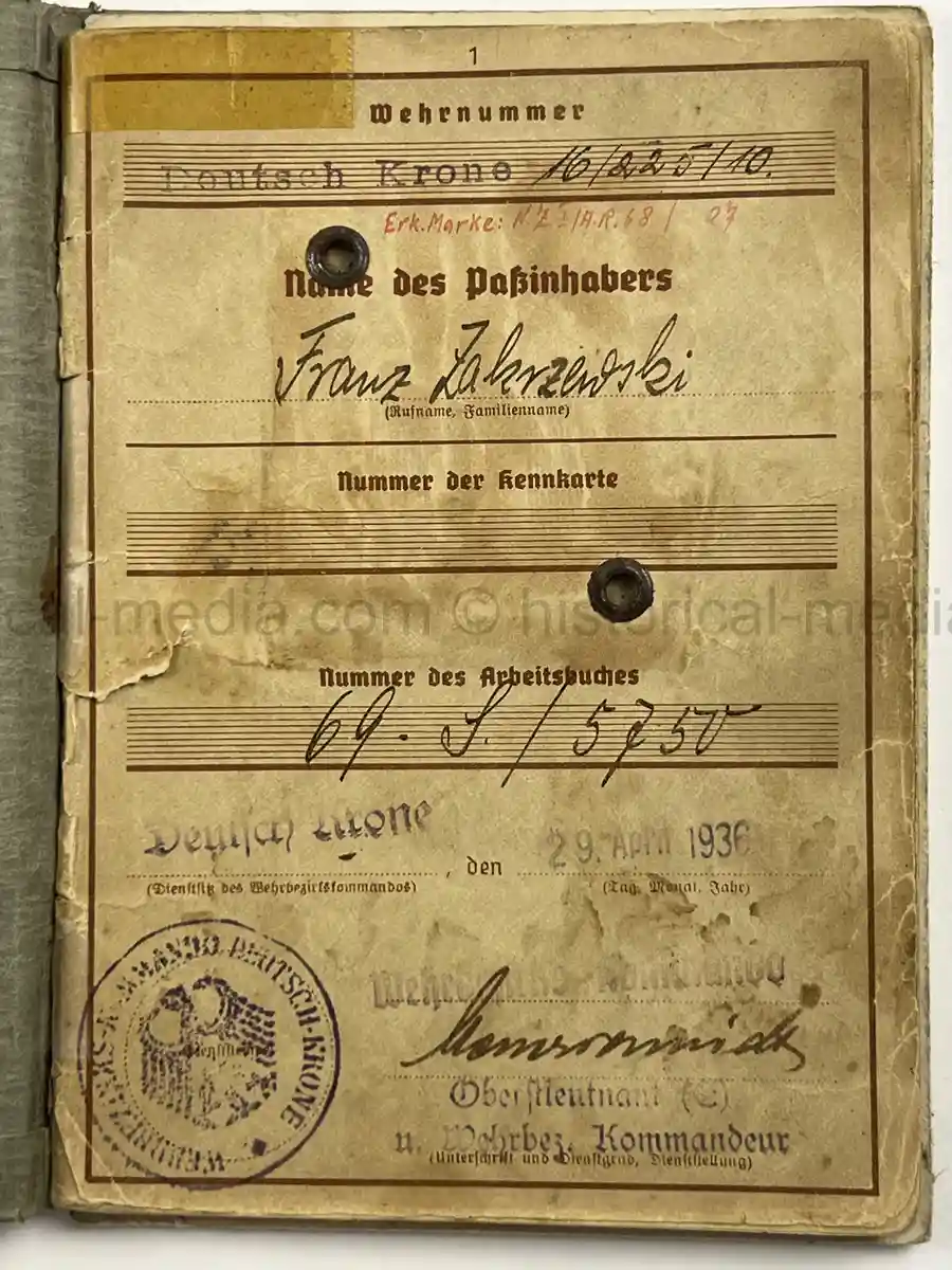WEHRPASS – FRANZ ZAKRZEWSKI - 23. INFANTERIE-DIVISION – POLAND – FRANCE – OSTFRONT (HEERESGRUPPE NORD) – LENINGRAD / DEMJANSK – KIA NEWEL 1941 – POSTHUMOUS EK II