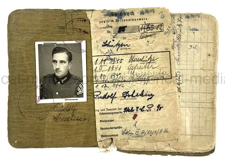 AFRIKAKORPS SOLDBUCH – RUDOLF SCHELENZ – INFANTERIE-LEHR-REGIMENT - LEHR BRIGADE (MOT.) 900 – AFRIKA (PANZER A.O.K. 5) - EXCHANGED POW