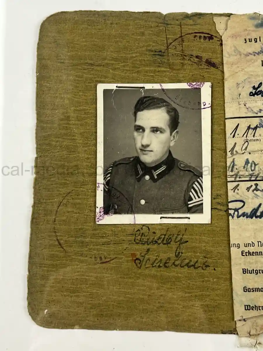 AFRIKAKORPS SOLDBUCH – RUDOLF SCHELENZ – INFANTERIE-LEHR-REGIMENT - LEHR BRIGADE (MOT.) 900 – AFRIKA (PANZER A.O.K. 5) - EXCHANGED POW