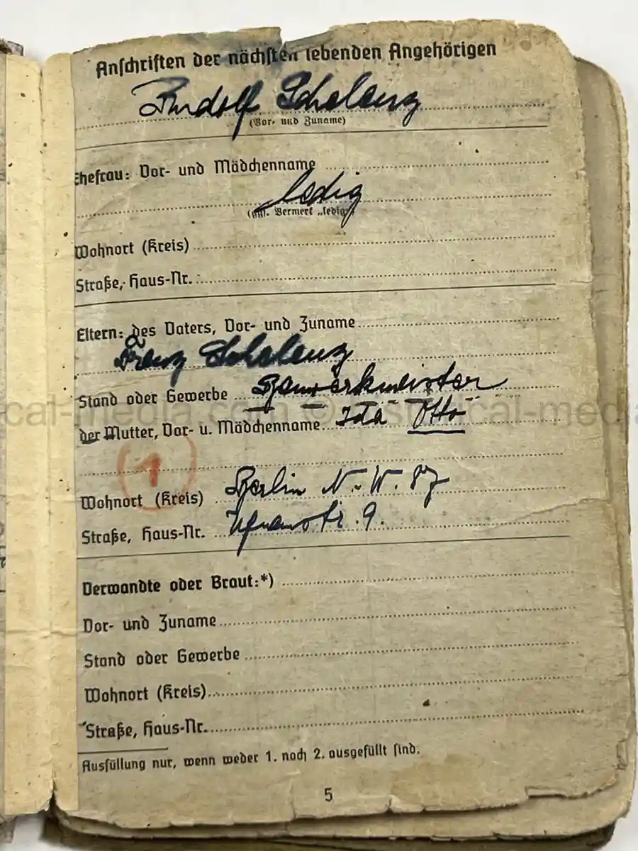 AFRIKAKORPS SOLDBUCH – RUDOLF SCHELENZ – INFANTERIE-LEHR-REGIMENT - LEHR BRIGADE (MOT.) 900 – AFRIKA (PANZER A.O.K. 5) - EXCHANGED POW