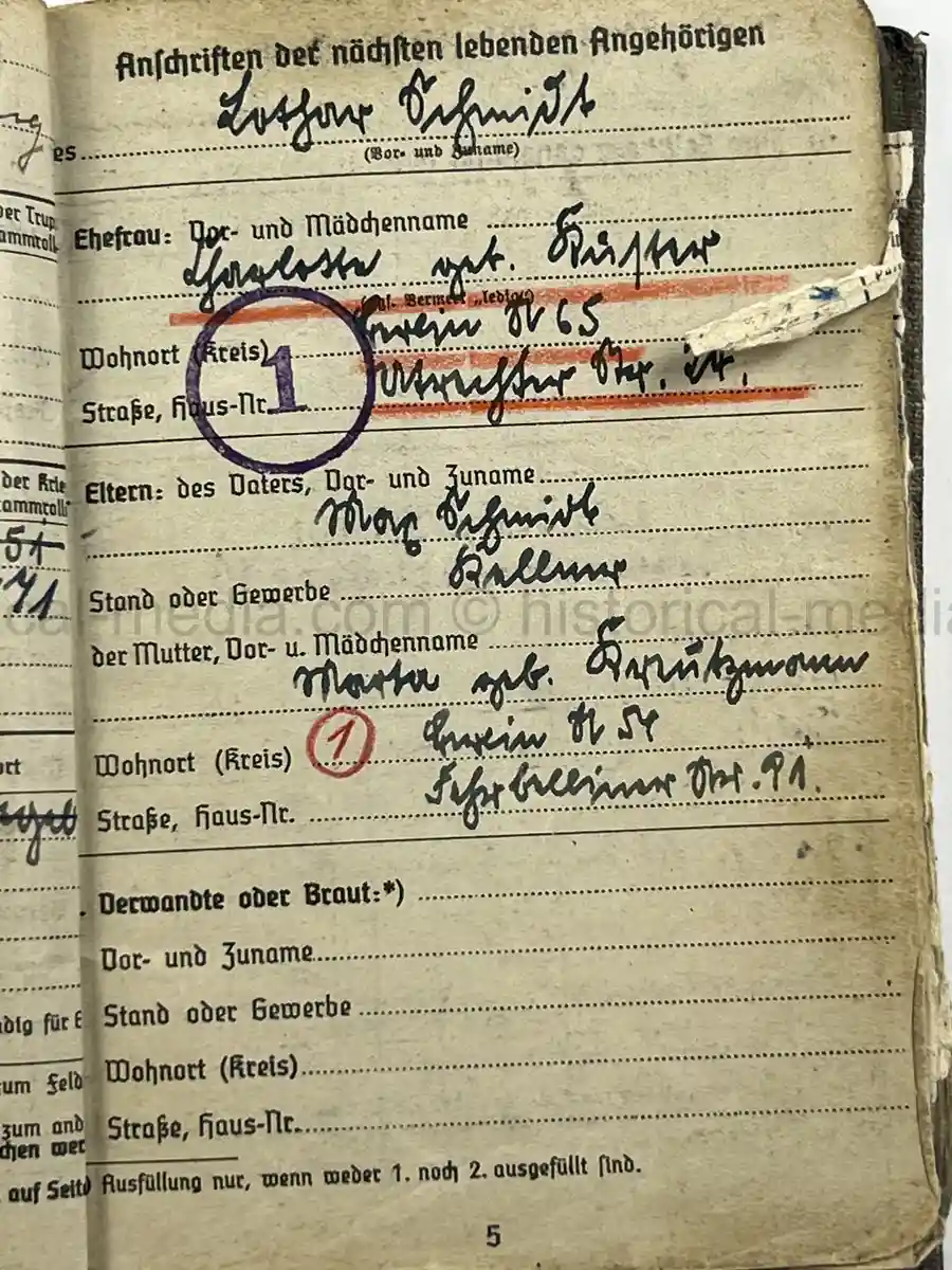 SOLDBUCH – LOTHAR SCHMIDT – SANITÄTS-STABSGEFREITER – KRANKEN-TRANSPORT-ABTEILUNG 601 – EASTERN FRONT MEDICAL SERVICE - PANZER TUNIC ID PHOTO