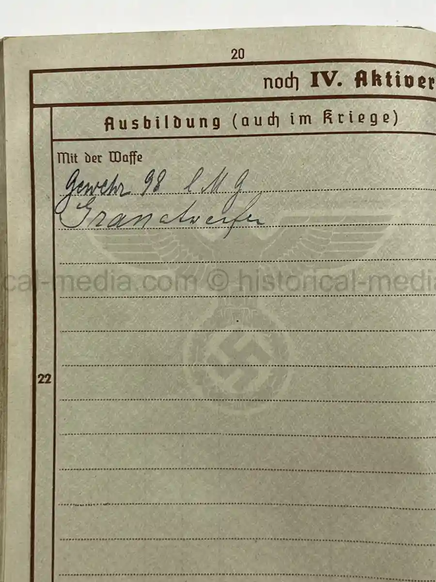 WEHRPASS – WILHELM DETZNER – OBERGEFREITER – 4. PANZER-DIVISION – 1939 POLAND CAMPAIGN