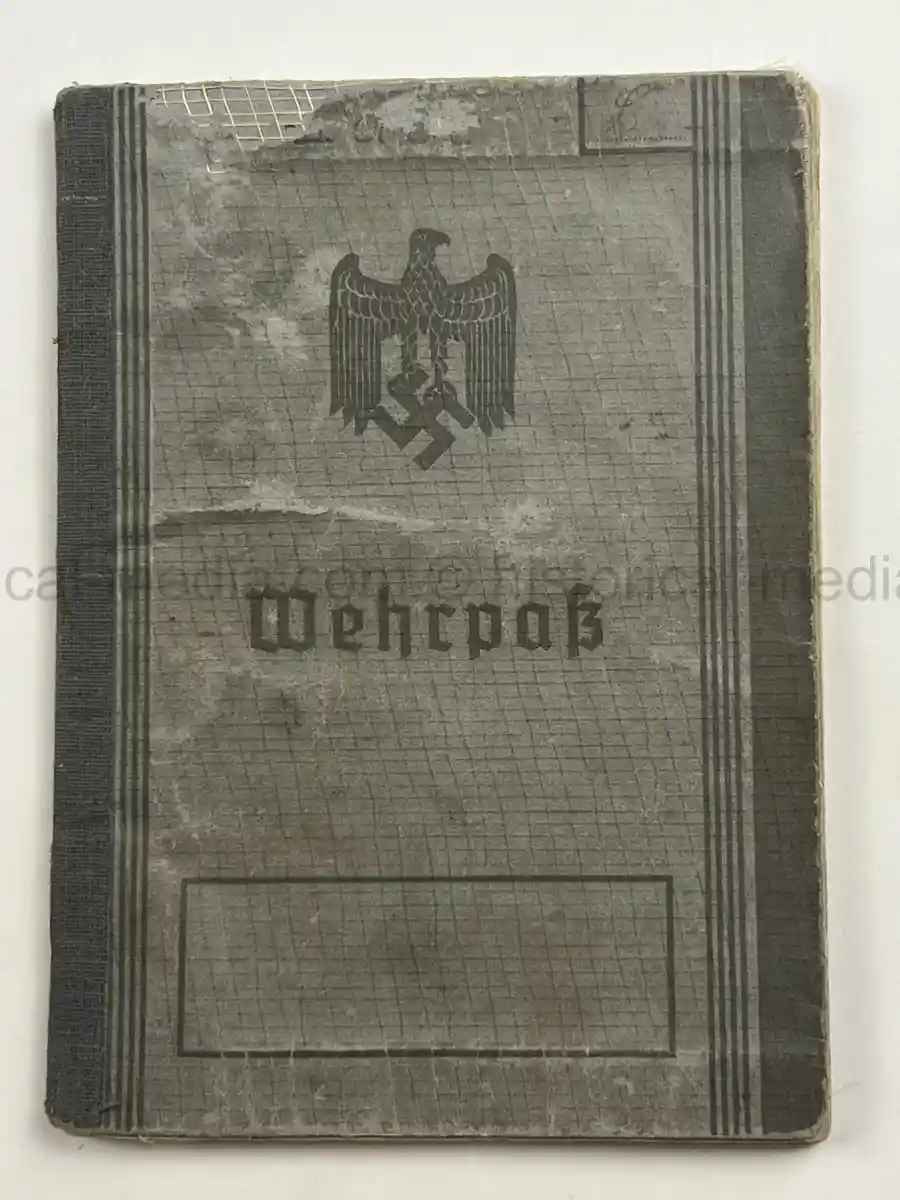 WEHRPASS - OBERSCHÜTZE HERBERT LAUE - INFANTERIE-REGIMENT (MOT.) 33 - 4. PANZER-DIVISION – POLAND, FRANCE, RUSSIA - KIA 22 AUGUST 1941