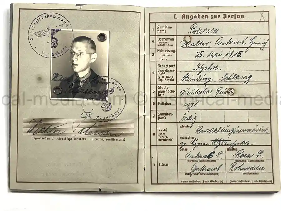 WEHRPASS – WALTER PETERSEN – 30. INFANTERIE-DIVISION – POLAND CAMPAIGN WIA + SIGNALS SERVICE - DENMARK & NORWAY - NARVIK