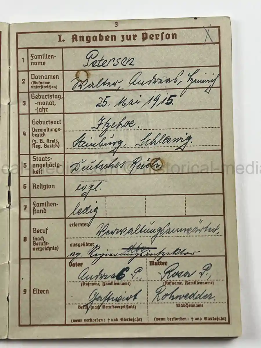 WEHRPASS – WALTER PETERSEN – 30. INFANTERIE-DIVISION – POLAND CAMPAIGN WIA + SIGNALS SERVICE - DENMARK & NORWAY - NARVIK