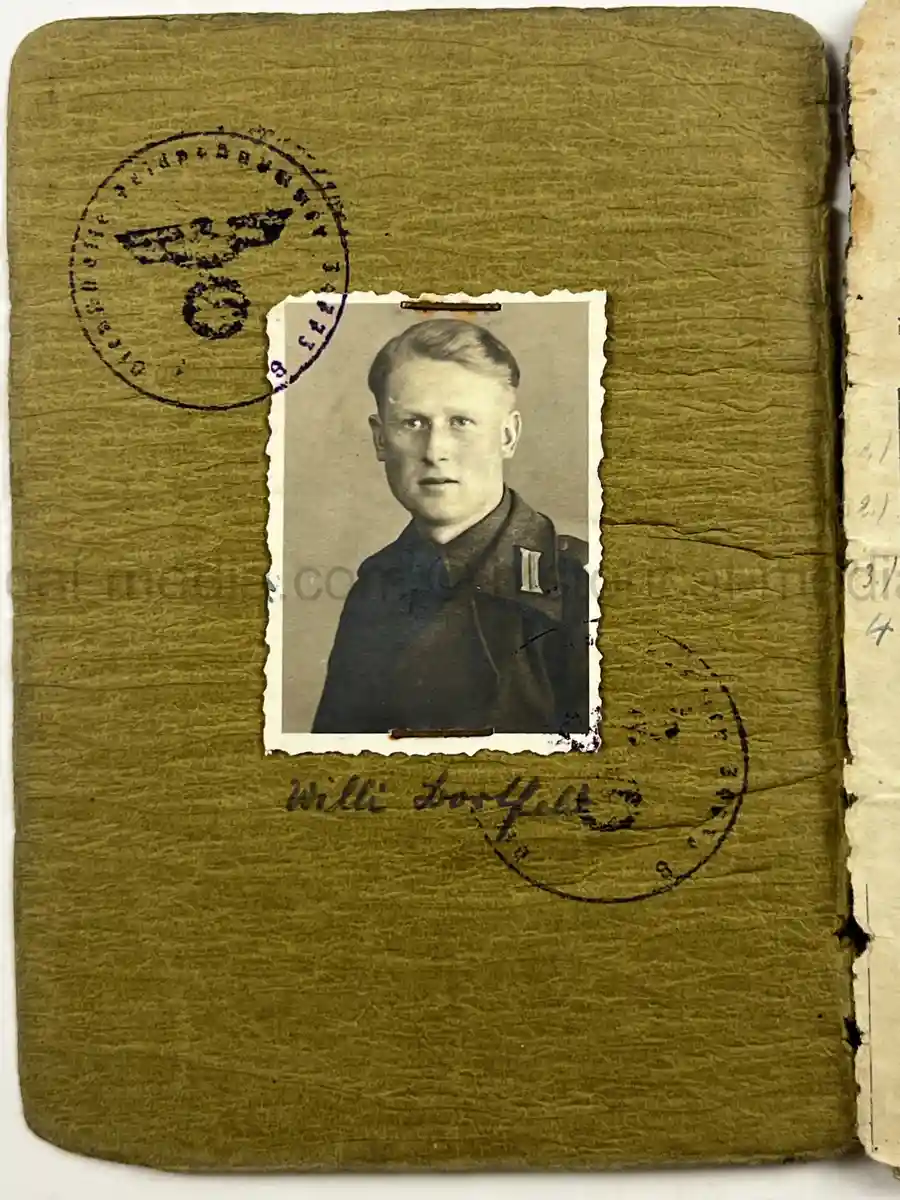 STURMGESCHÜTZ SOLDBUCH – WILLI BORTFELD – EASTERN FRONT / LATE WAR SERVICE – FALLSCHIRMJÄGER KNIFE - SCHWERES GRANATWERFER-BATAILLON 18