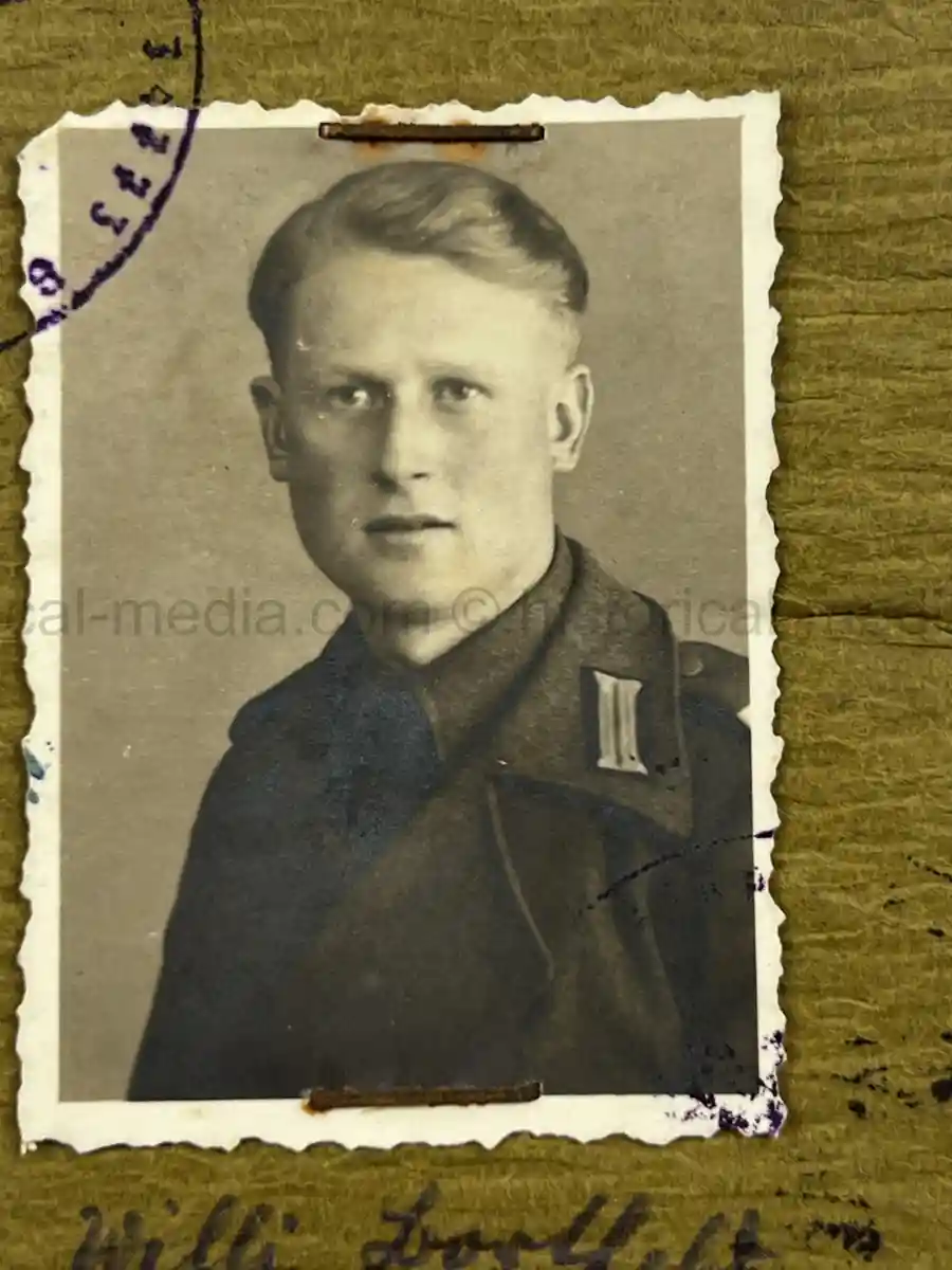 STURMGESCHÜTZ SOLDBUCH – WILLI BORTFELD – EASTERN FRONT / LATE WAR SERVICE – FALLSCHIRMJÄGER KNIFE - SCHWERES GRANATWERFER-BATAILLON 18