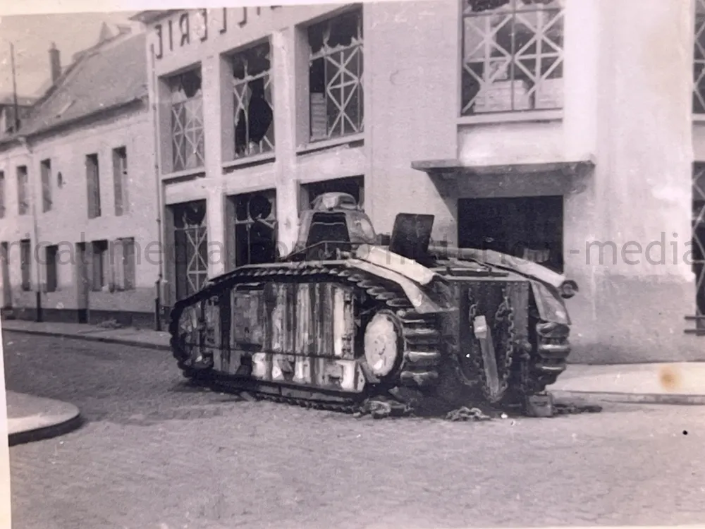LUFTWAFFE PHOTO ALBUM GROUPING - FRANCE & RUSSIA CAMPAIGNS + AFRIKAKORPS