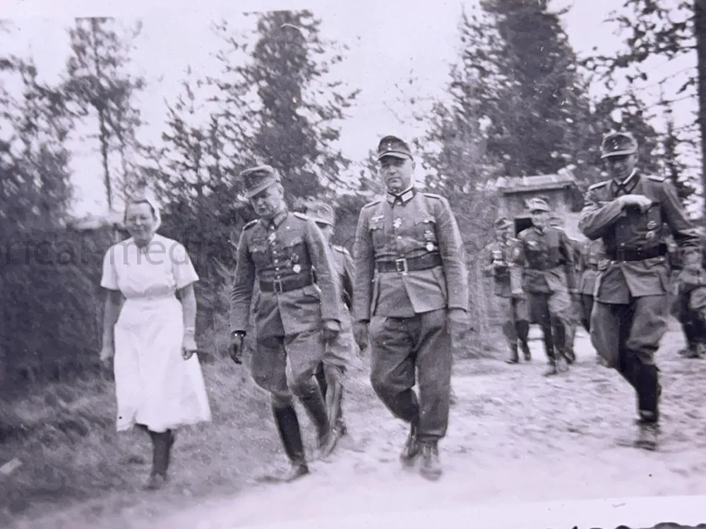 GEBIRGSJAEGER PHOTO GROUPING - FRANCE CAMPAIGN 1940 + RUSSIA + NORWAY
