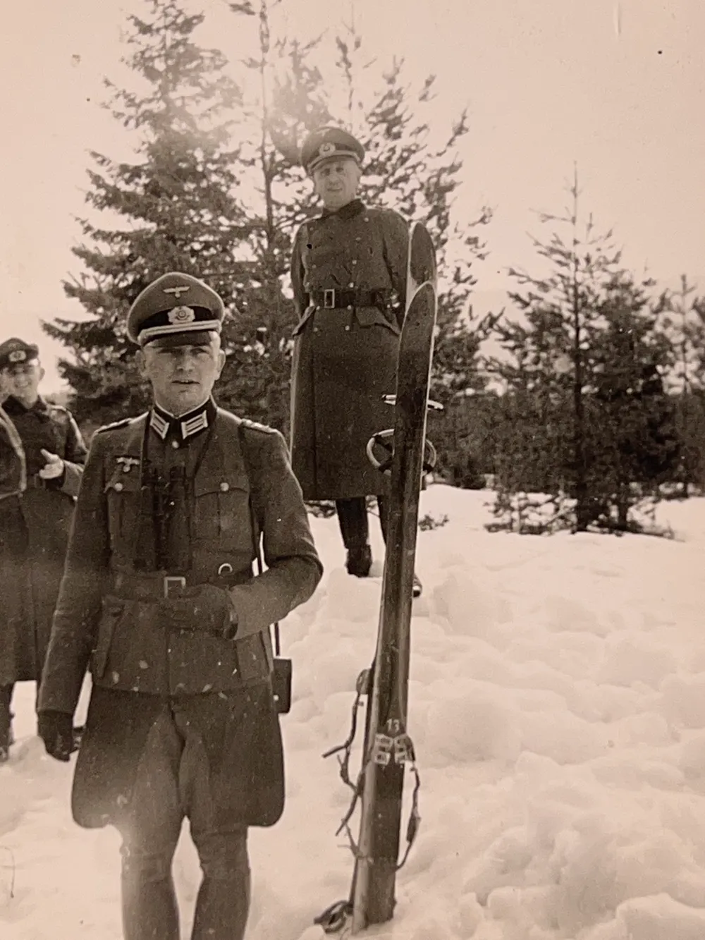 HEER PHOTO & DOCUMENT GROUPING - 710. INFANTERIE DIVISION - NORWAY